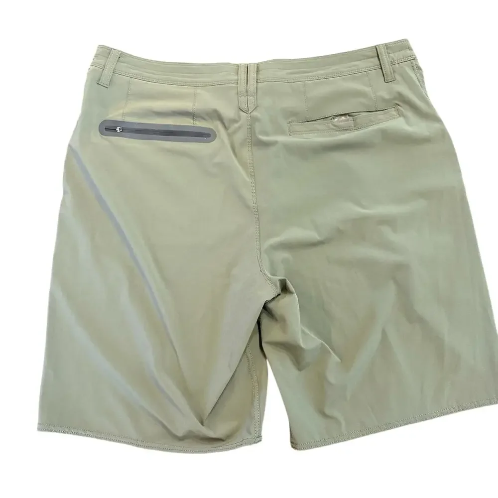 Quiksilver Men’s Waterman olive green board shorts, swim, some stretch Size 38